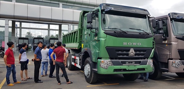 Lễ ra mắt giới thiệu sản phẩm xe ben howo TMT