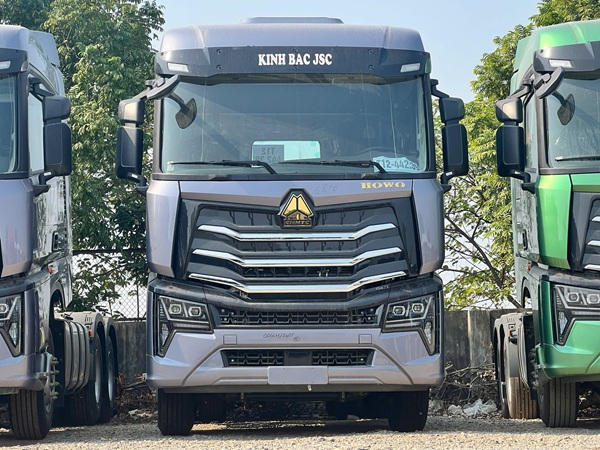 Xe đầu kéo Howo Max